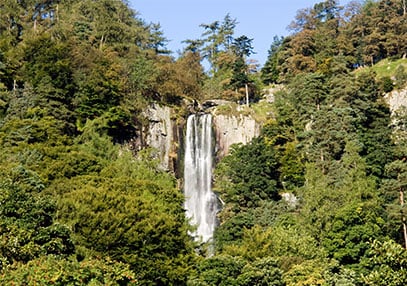 Pistyl-Rhaeadr-Waterfall